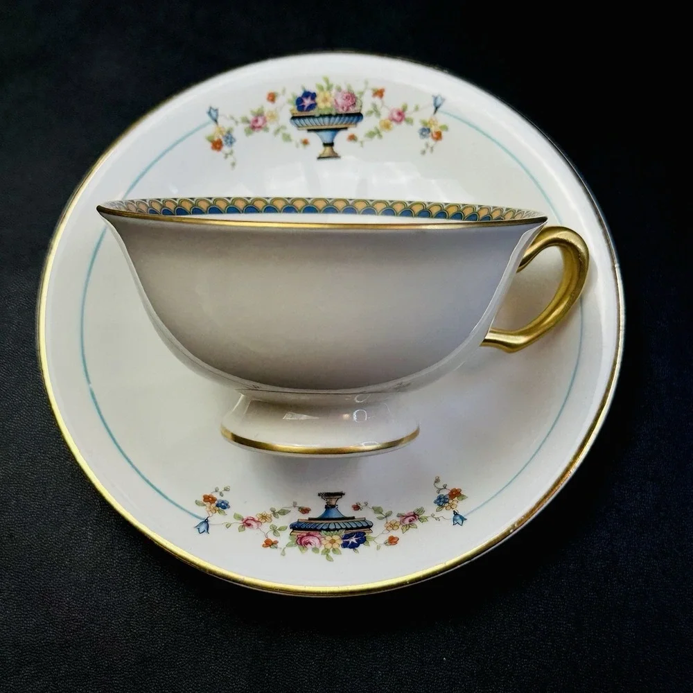 Mismatched Tea Cups & Saucers Set Of 2 Vintage China